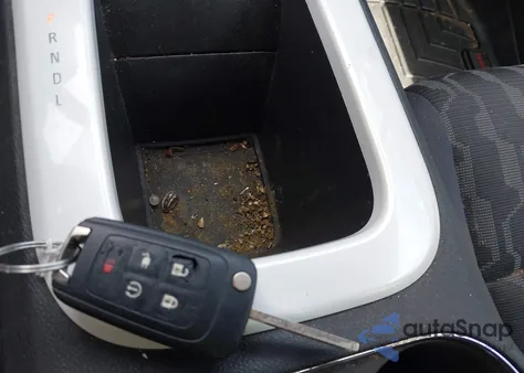 2013 Chevrolet Volt z USA, uszkodzony, nr VIN 1G1RA6E41DU106290